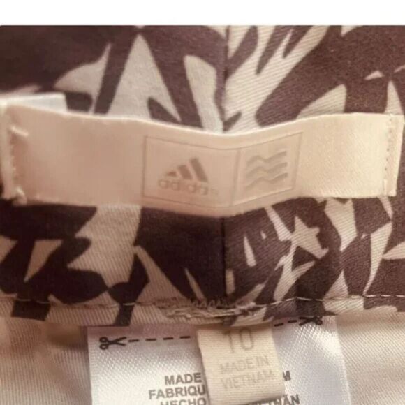 Adidas Gray & White Reef Print Golf Shorts Performance Casual Size 10 | EUC - Picture 4 of 10